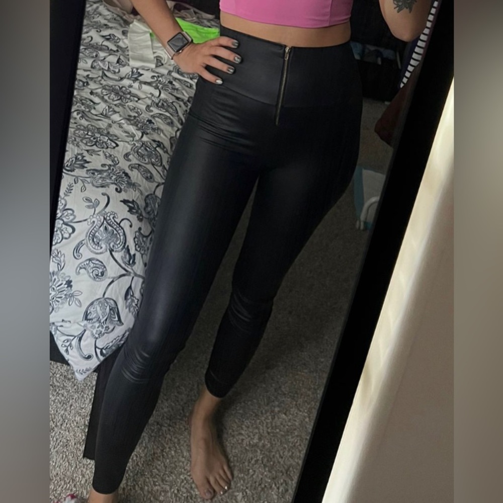 Fashionova Faux Leather leggings